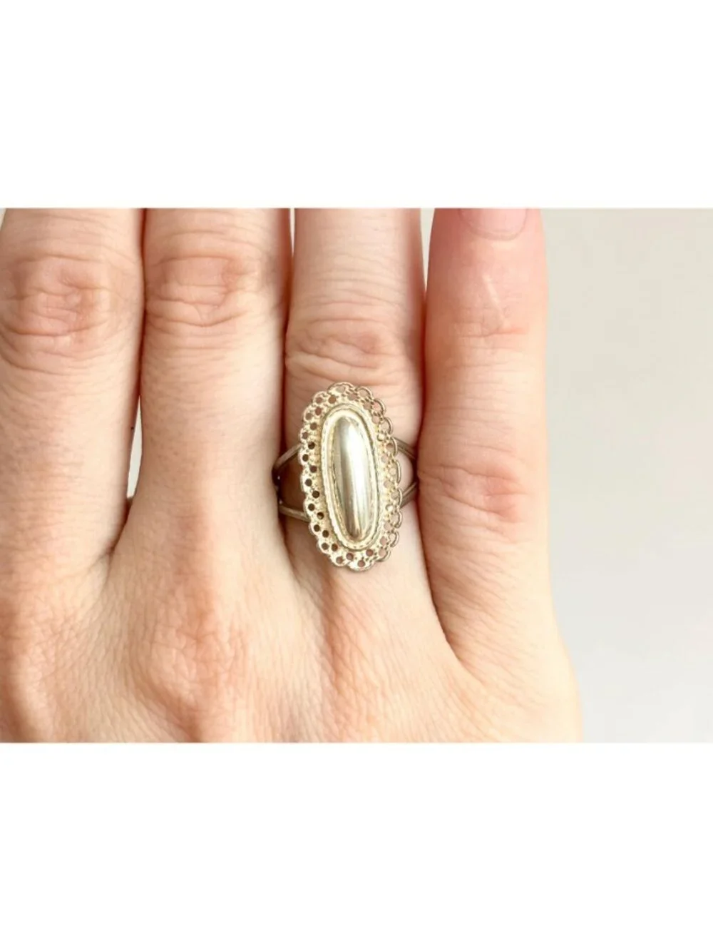 Beau Sterling Signed Cutout Lace Frame Sterling Silver 925 Vintage Ring sz 5.75